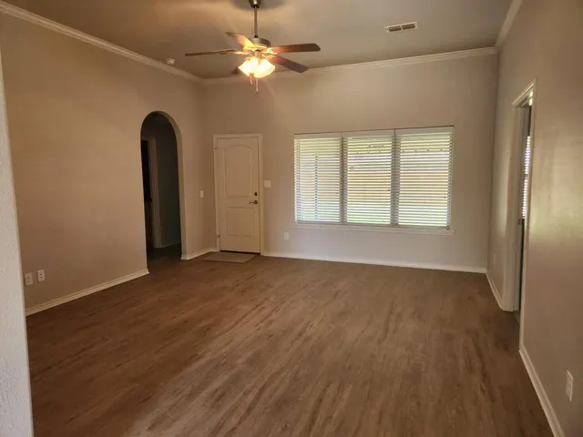 Photo 2 — 8702 13th Street, Lubbock, TX 79416