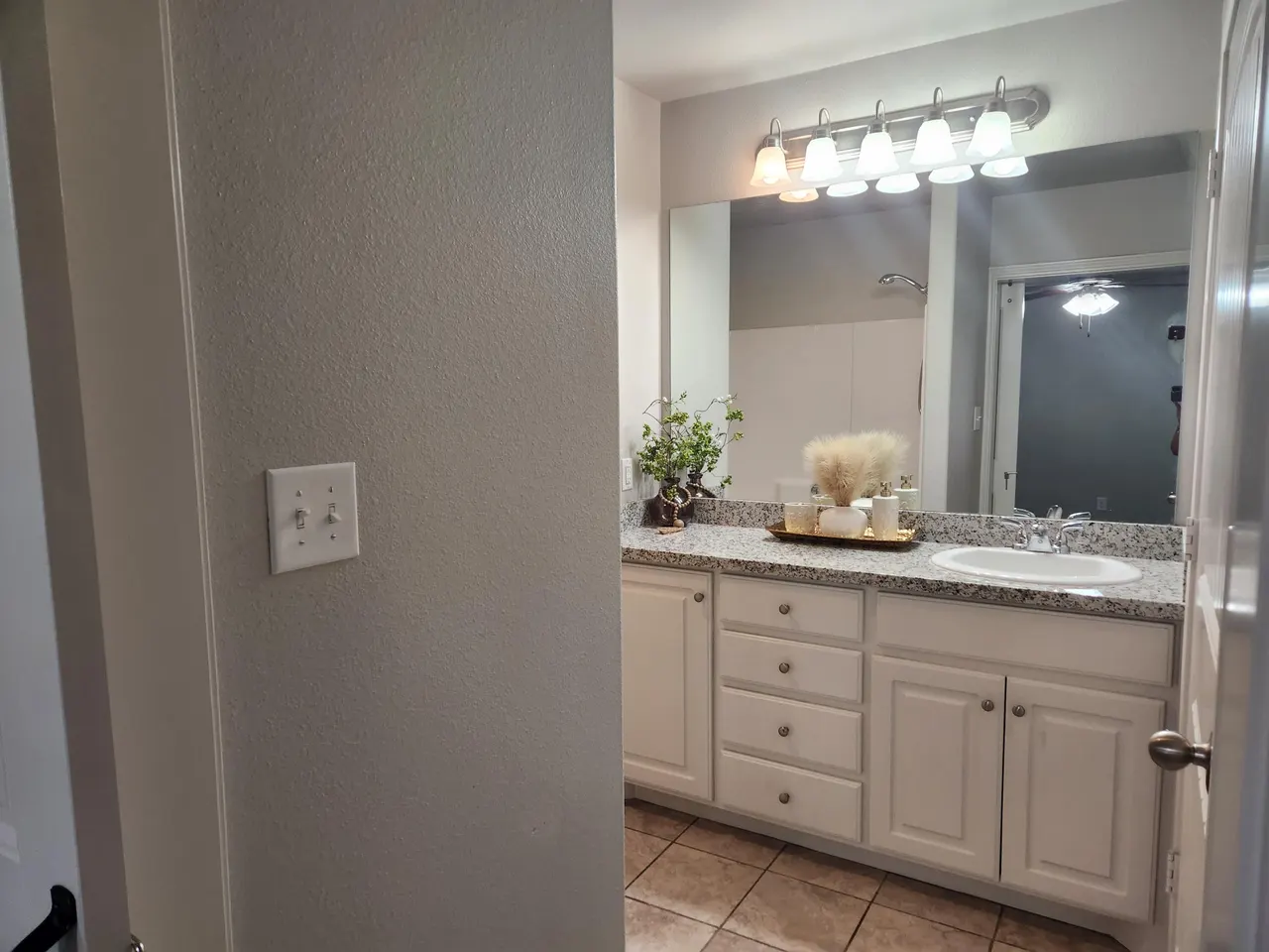 Photo 11 — 8702 13th Street, Lubbock, TX 79416