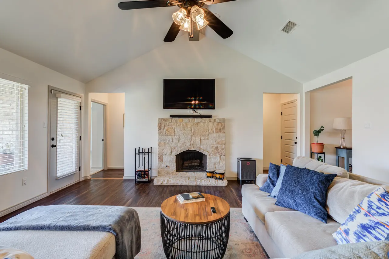 Photo 3 — 3018 113th Street, Lubbock, TX 79423