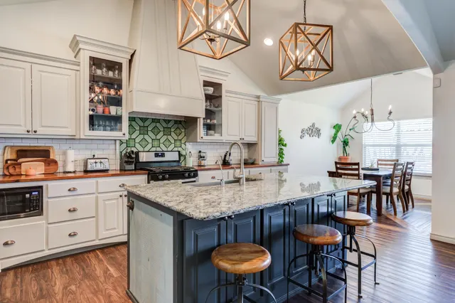 Photo 4 — 3018 113th Street, Lubbock, TX 79423