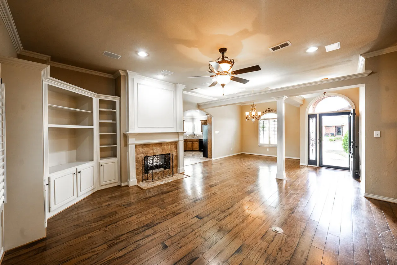 Photo 2 — 5826 101st Street, Lubbock, TX 79424