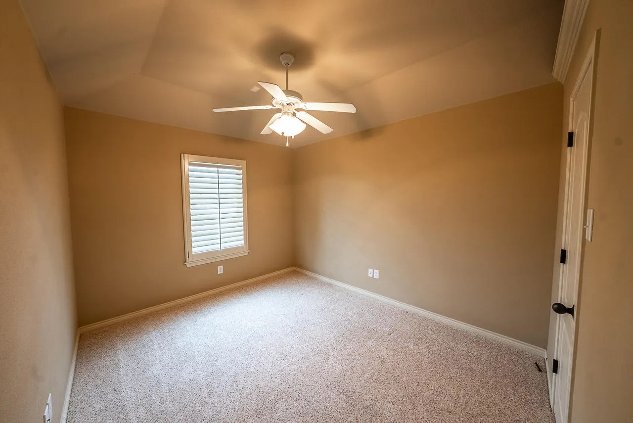 Photo 15 — 5826 101st Street, Lubbock, TX 79424
