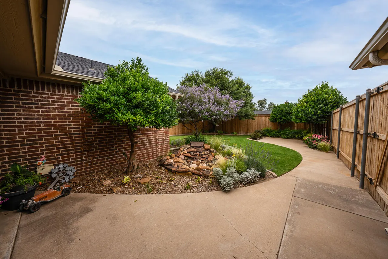 Photo 21 — 5826 101st Street, Lubbock, TX 79424