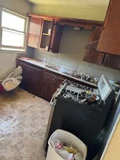Photo 9 — 2409 Cedar Avenue, Lubbock, TX 79404