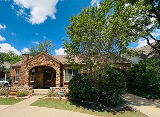 Sold home at 2910 20th Street