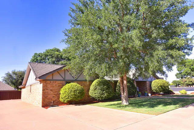 Photo 3 — 4718 84th Street, Lubbock, TX 79424