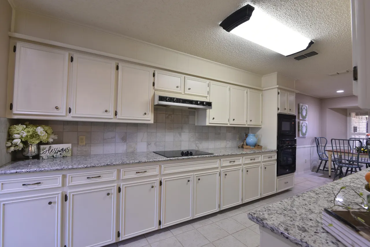 Photo 11 — 4718 84th Street, Lubbock, TX 79424