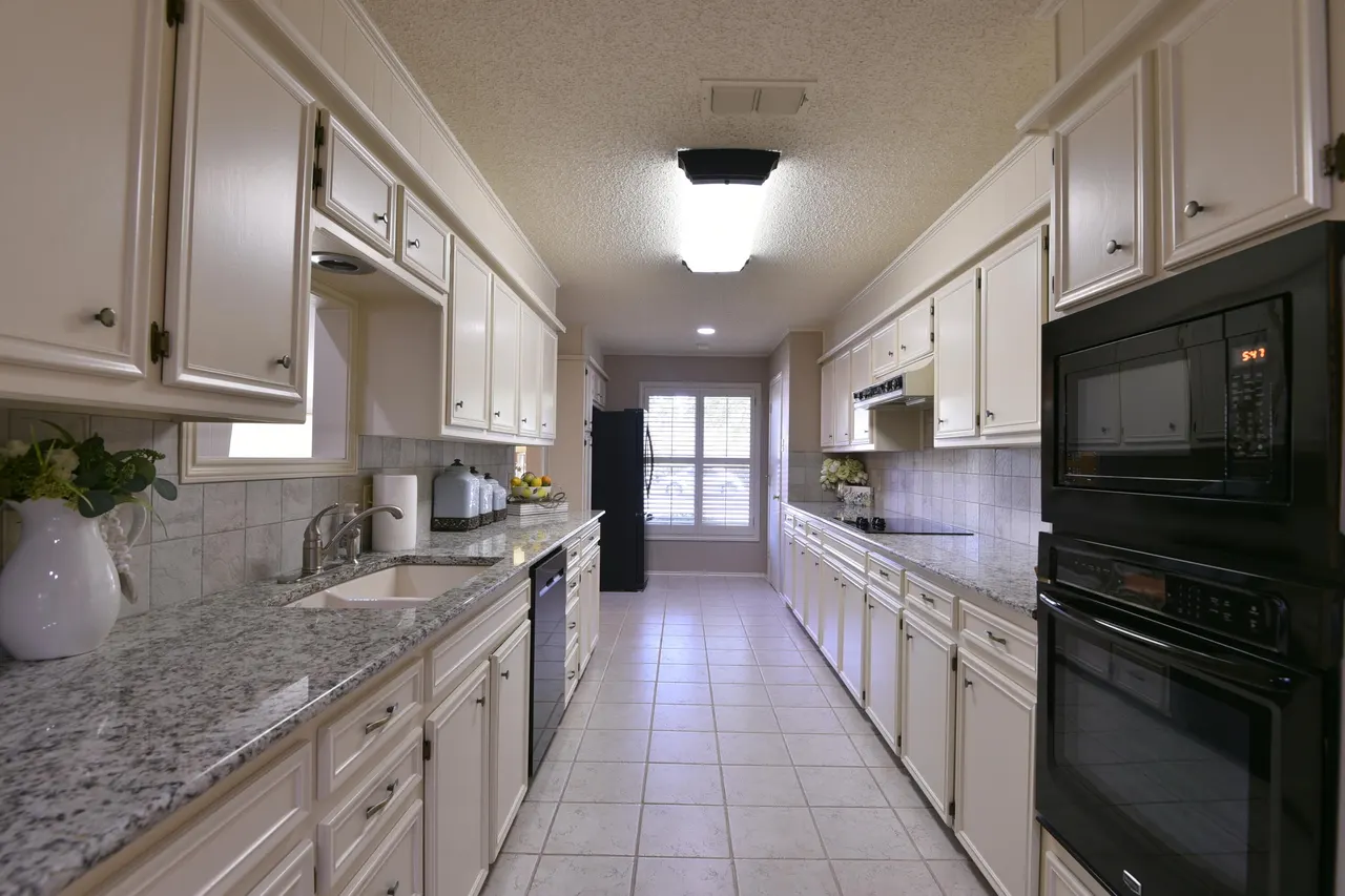 Photo 12 — 4718 84th Street, Lubbock, TX 79424