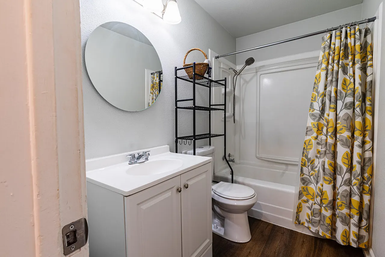 Photo 12 — 2108 39th Street, Lubbock, TX 79412
