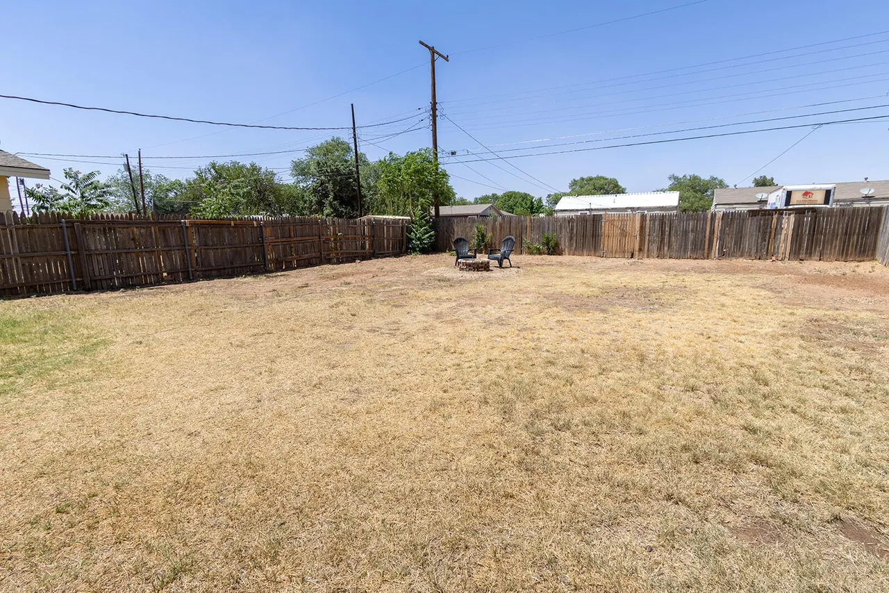 Photo 16 — 2108 39th Street, Lubbock, TX 79412