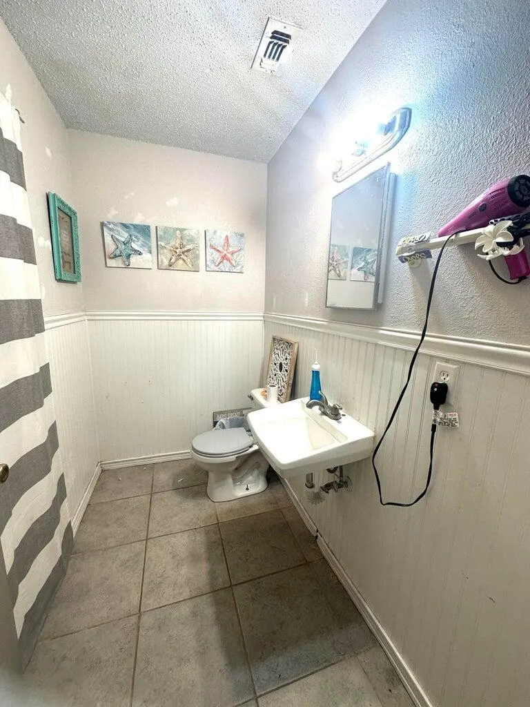Photo 8 — 311 W 13th Street, Hale Center, TX 79041