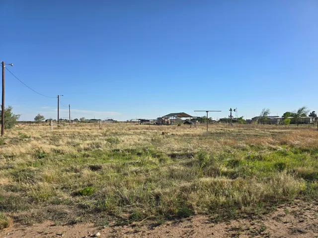 Photo 2 — CR 220-I, Seminole, TX 79360