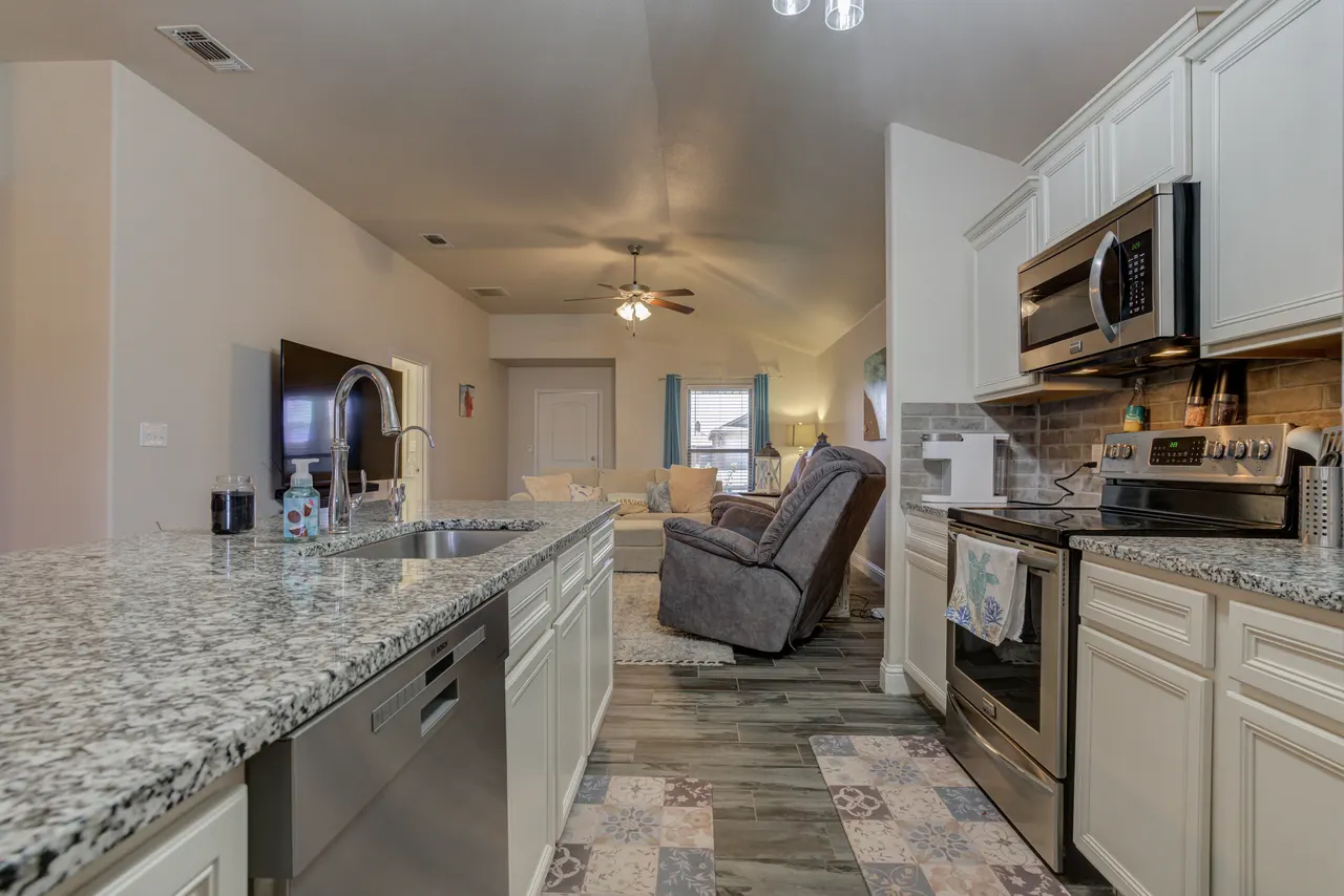 Photo 23 — 7016 34th Place, Lubbock, TX 79407