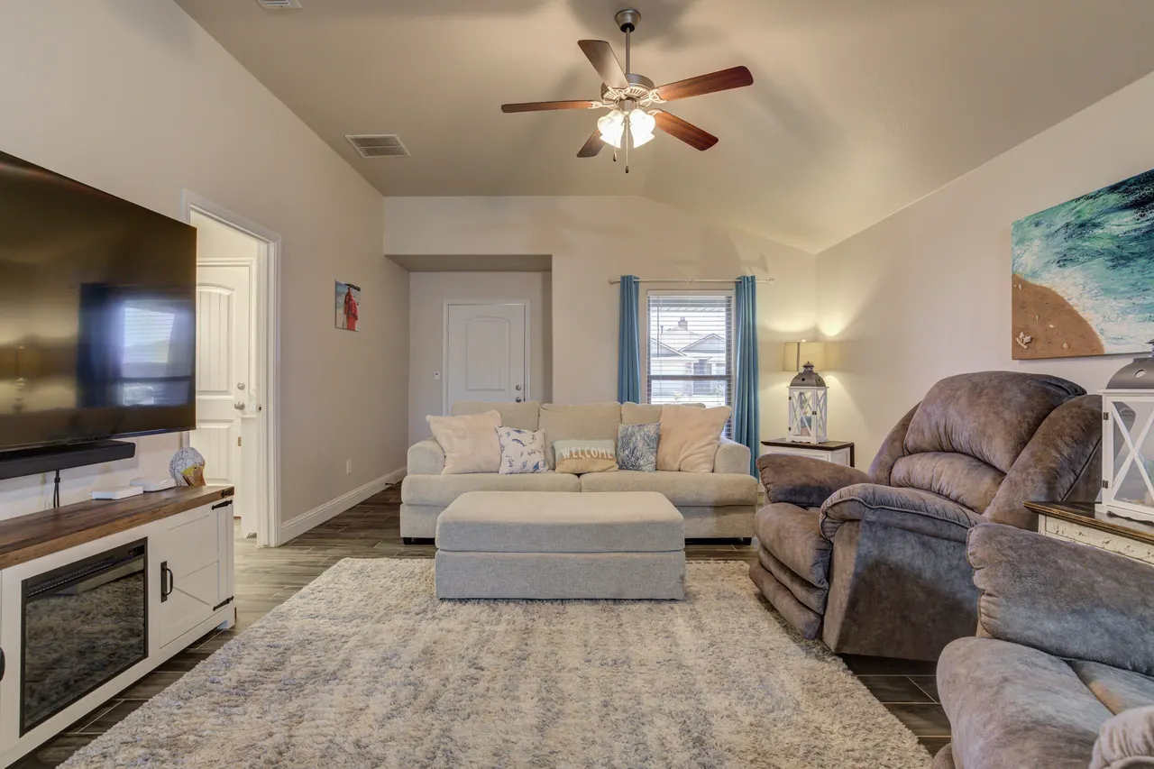 Photo 14 — 7016 34th Place, Lubbock, TX 79407