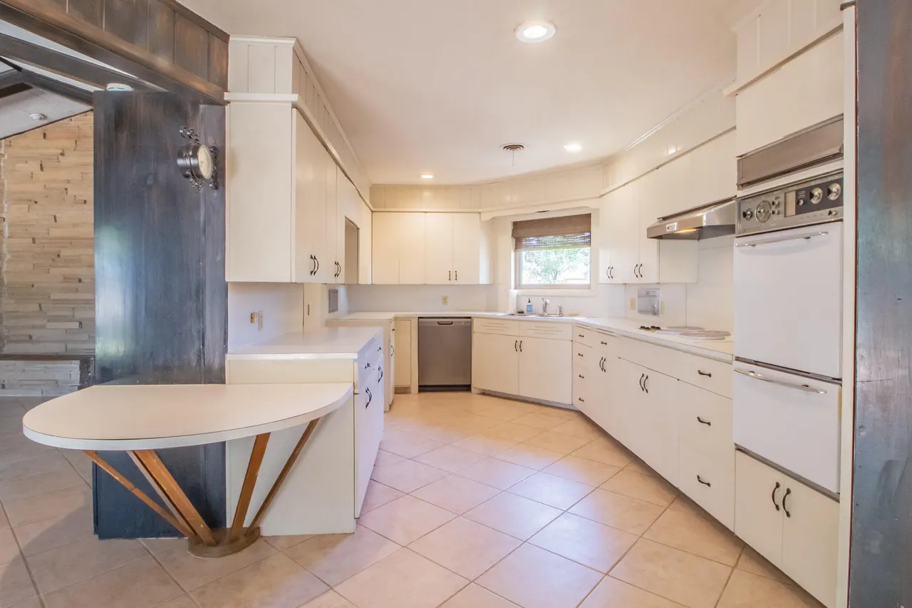 Photo 5 — 1608 E Buckley Street, Brownfield, TX 79316
