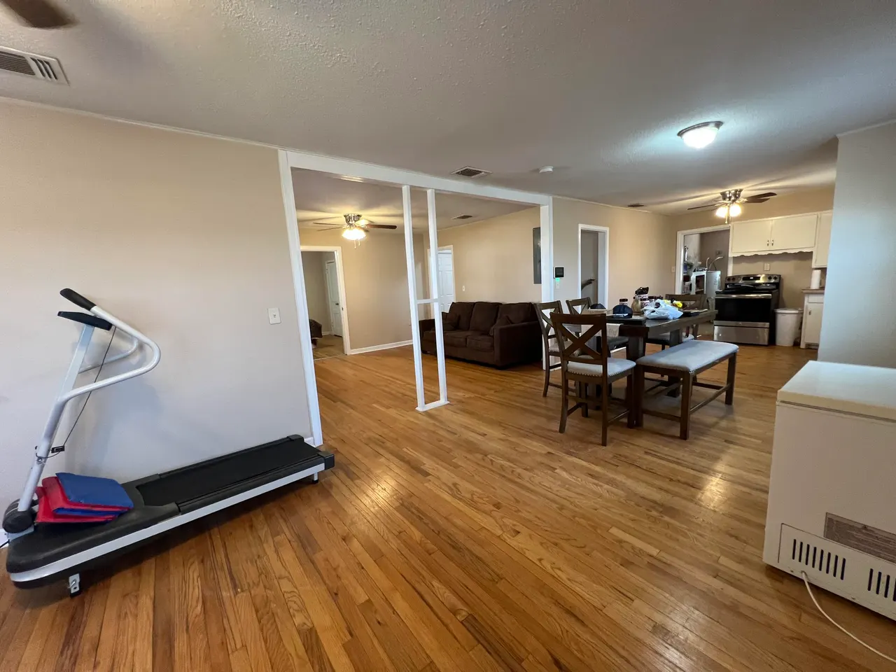 Photo 5 — 8120 Magnolia Avenue, Lubbock, TX 79404
