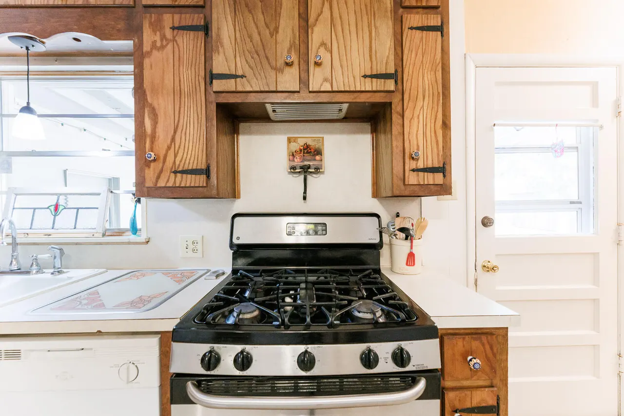 Photo 14 — 3410 41st Street, Lubbock, TX 79413