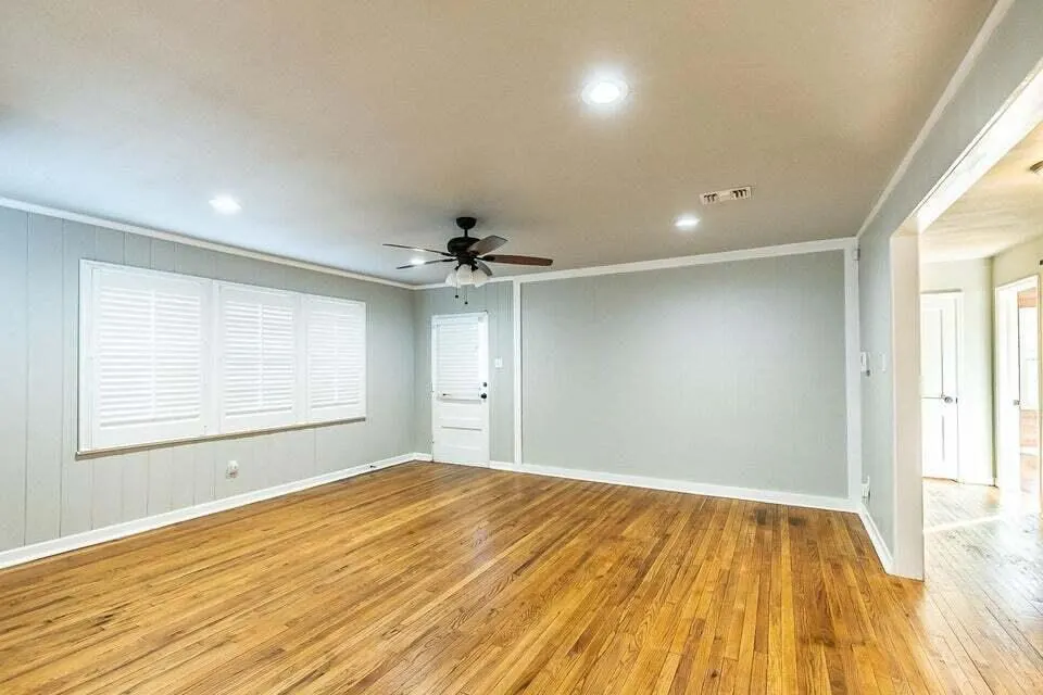 Photo 10 — 2617 31st Street, Lubbock, TX 79410