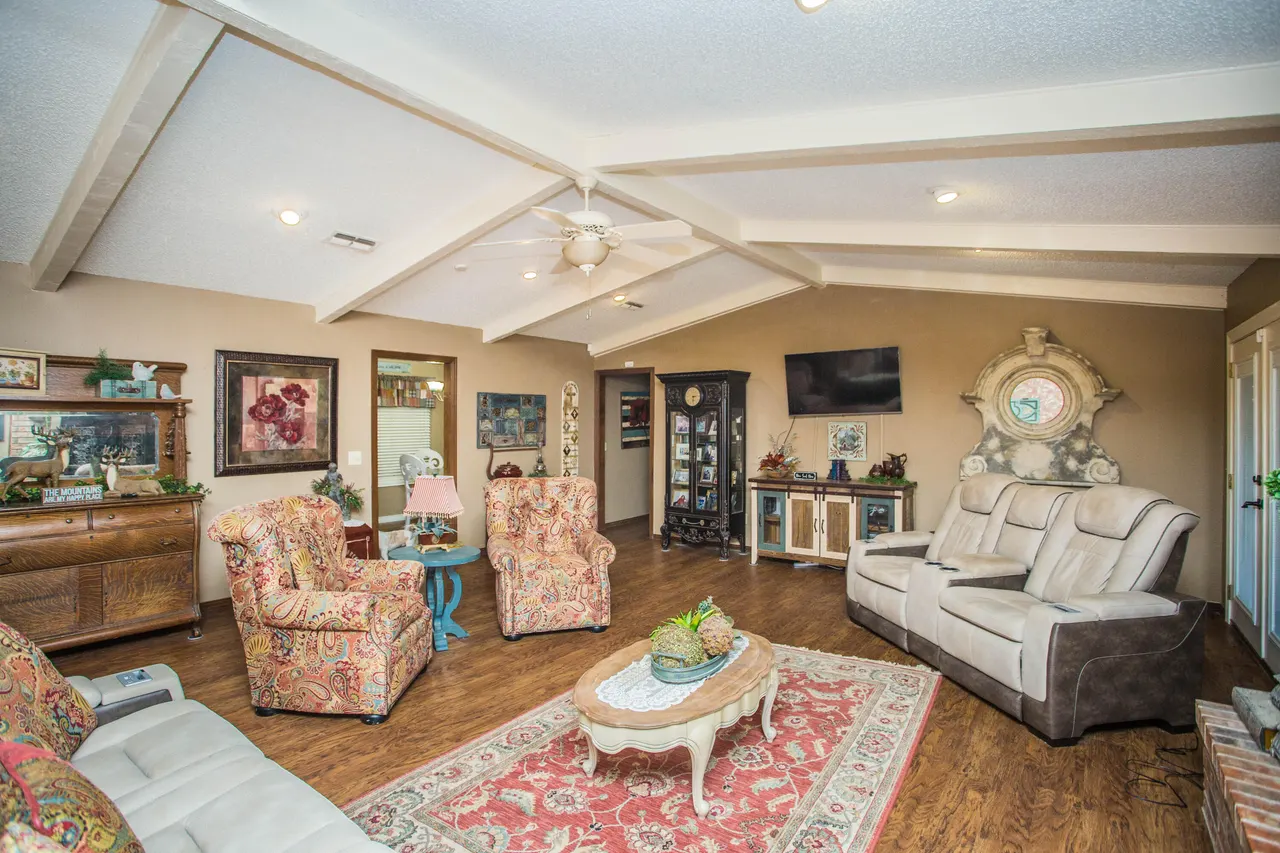 Photo 13 — 1304 Jefferson Drive, Plainview, TX 79072