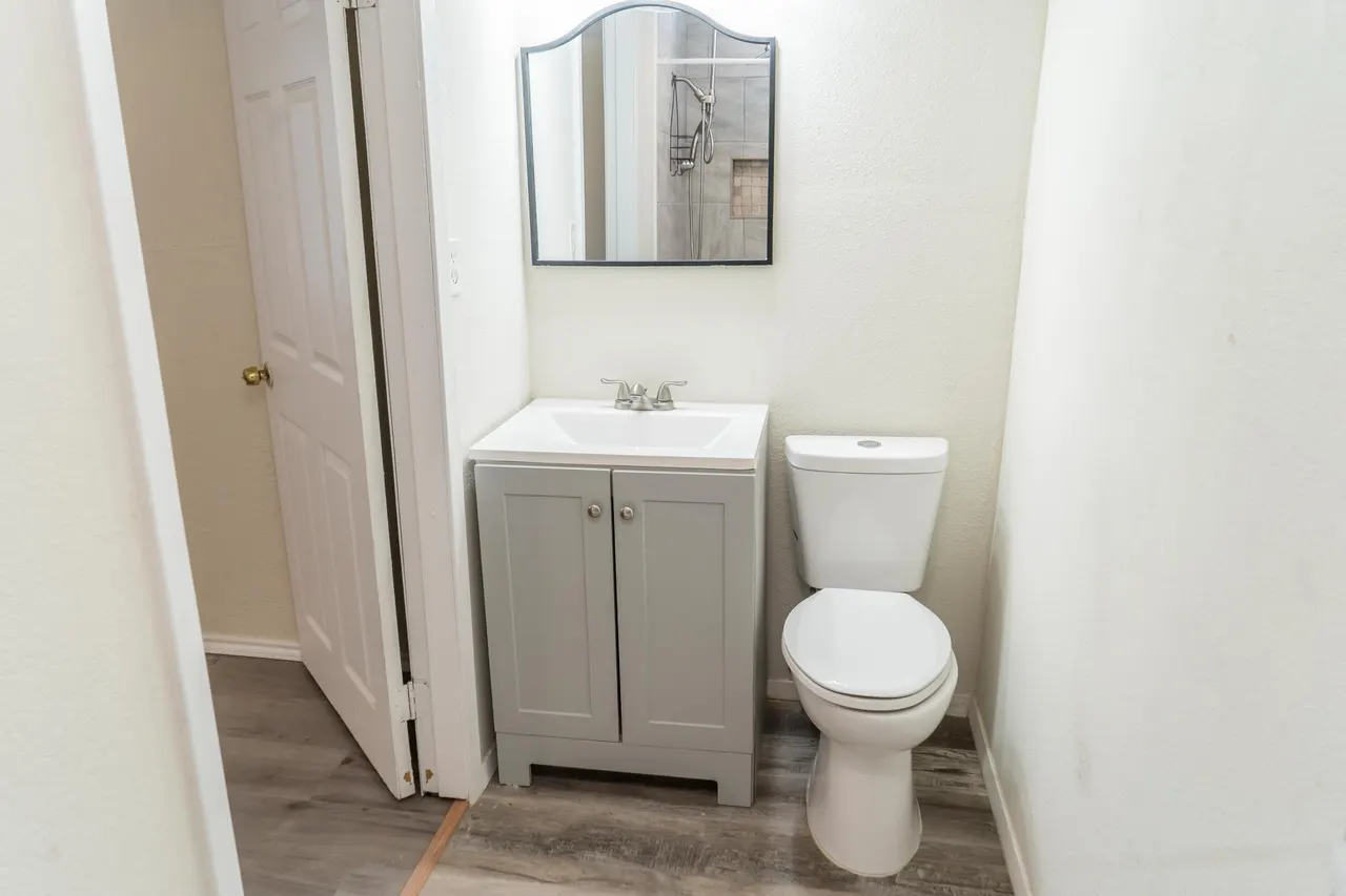 Photo 29 — 402 E 9th Street, Plainview, TX 79072