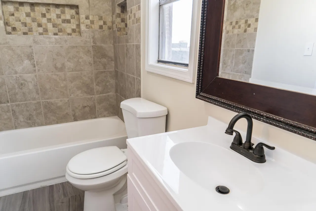 Photo 21 — 402 E 9th Street, Plainview, TX 79072
