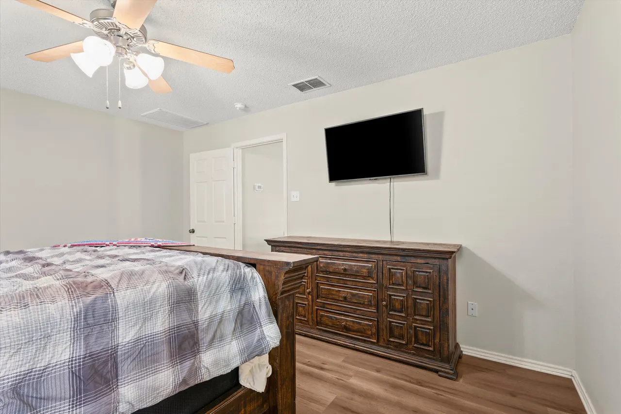 Photo 13 — 6713 9th Street, Lubbock, TX 79416