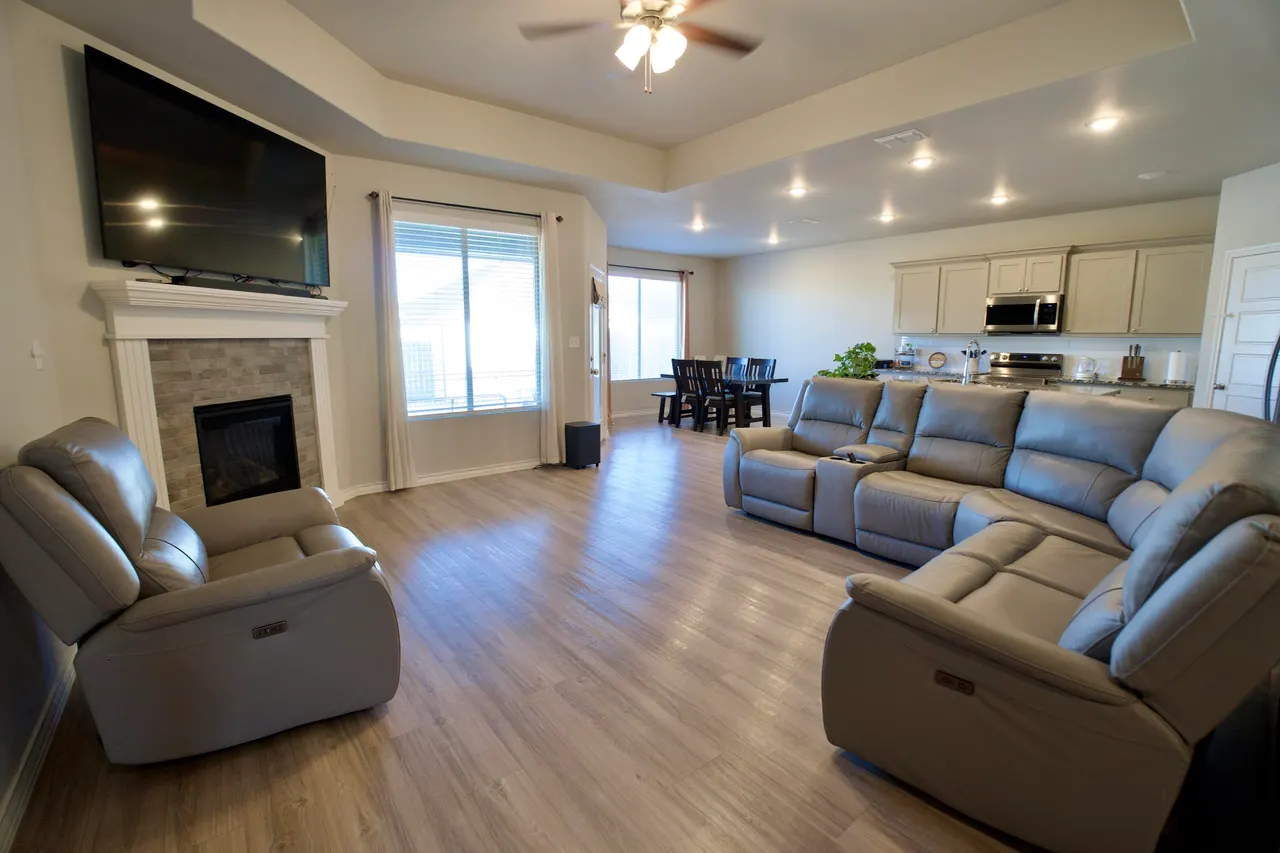 Photo 2 — 5801 Winfield Avenue, Lubbock, TX 79407