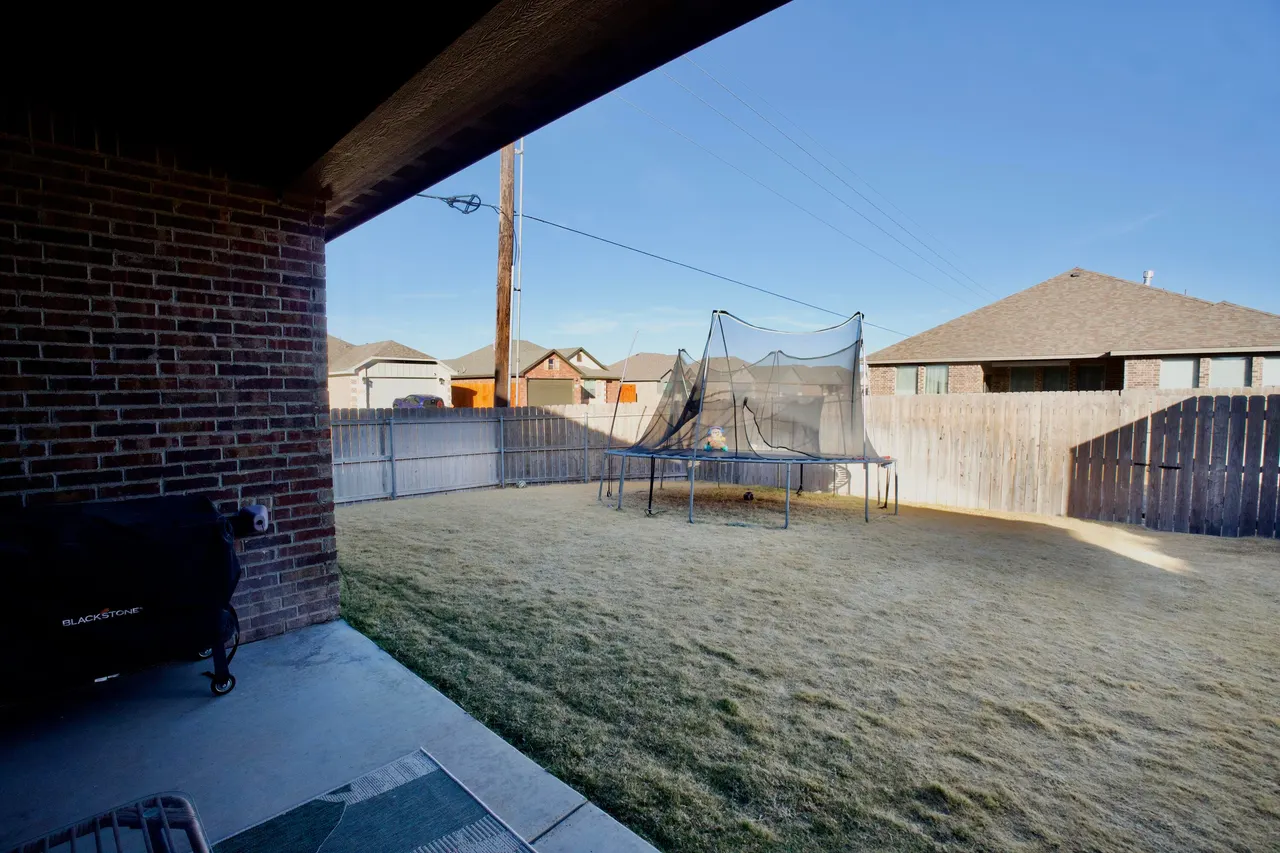 Photo 18 — 5801 Winfield Avenue, Lubbock, TX 79407