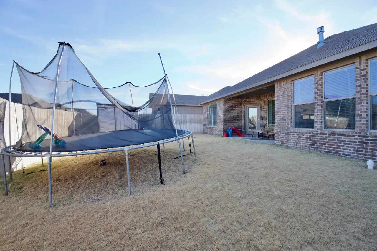 Photo 20 — 5801 Winfield Avenue, Lubbock, TX 79407