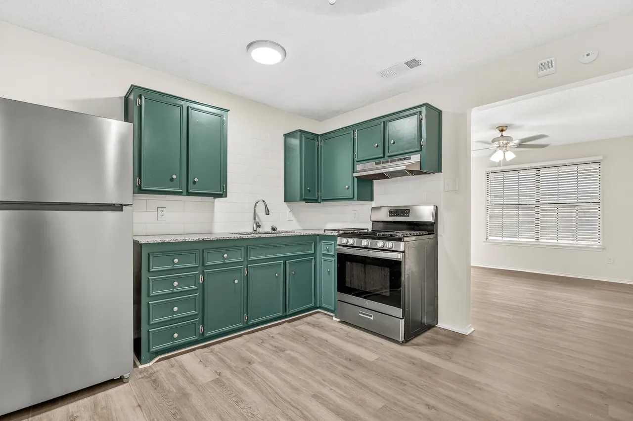Photo 2 — 2317 Birch Avenue, Lubbock, TX 79404