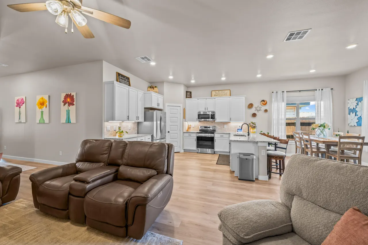 Photo 6 — 2926 Abbeville Avenue, Wolfforth, TX 79382