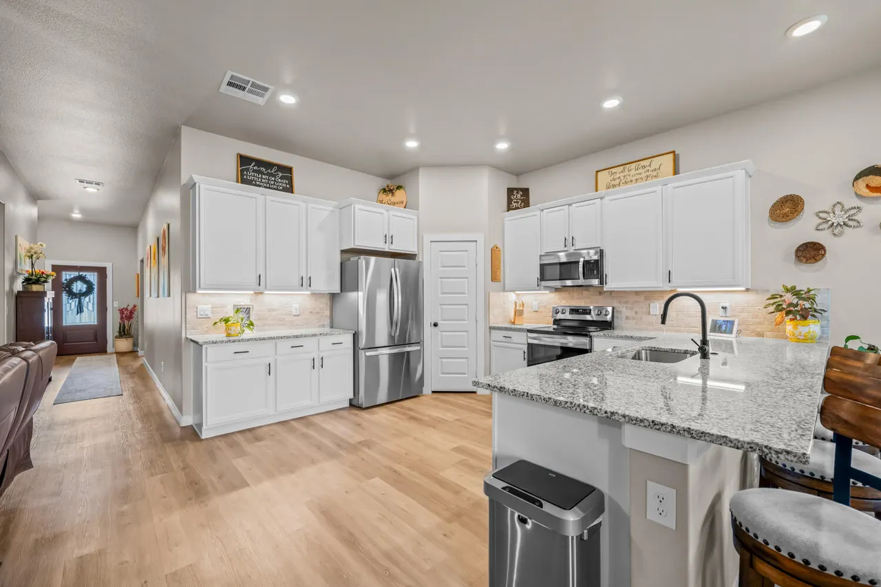 Photo 7 — 2926 Abbeville Avenue, Wolfforth, TX 79382