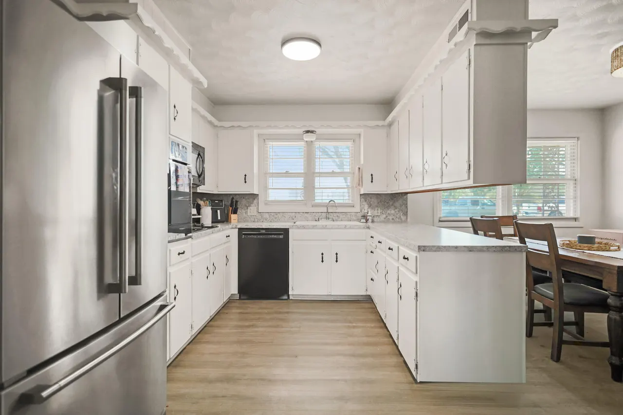 Photo 9 — 5519 26th Street, Lubbock, TX 79407