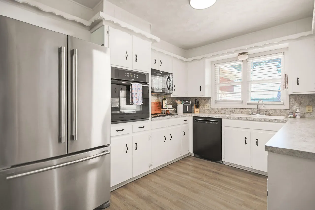 Photo 10 — 5519 26th Street, Lubbock, TX 79407