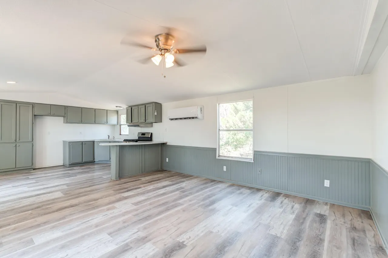 Photo 4 — 9417 N Dixon Avenue, Lubbock, TX 79415