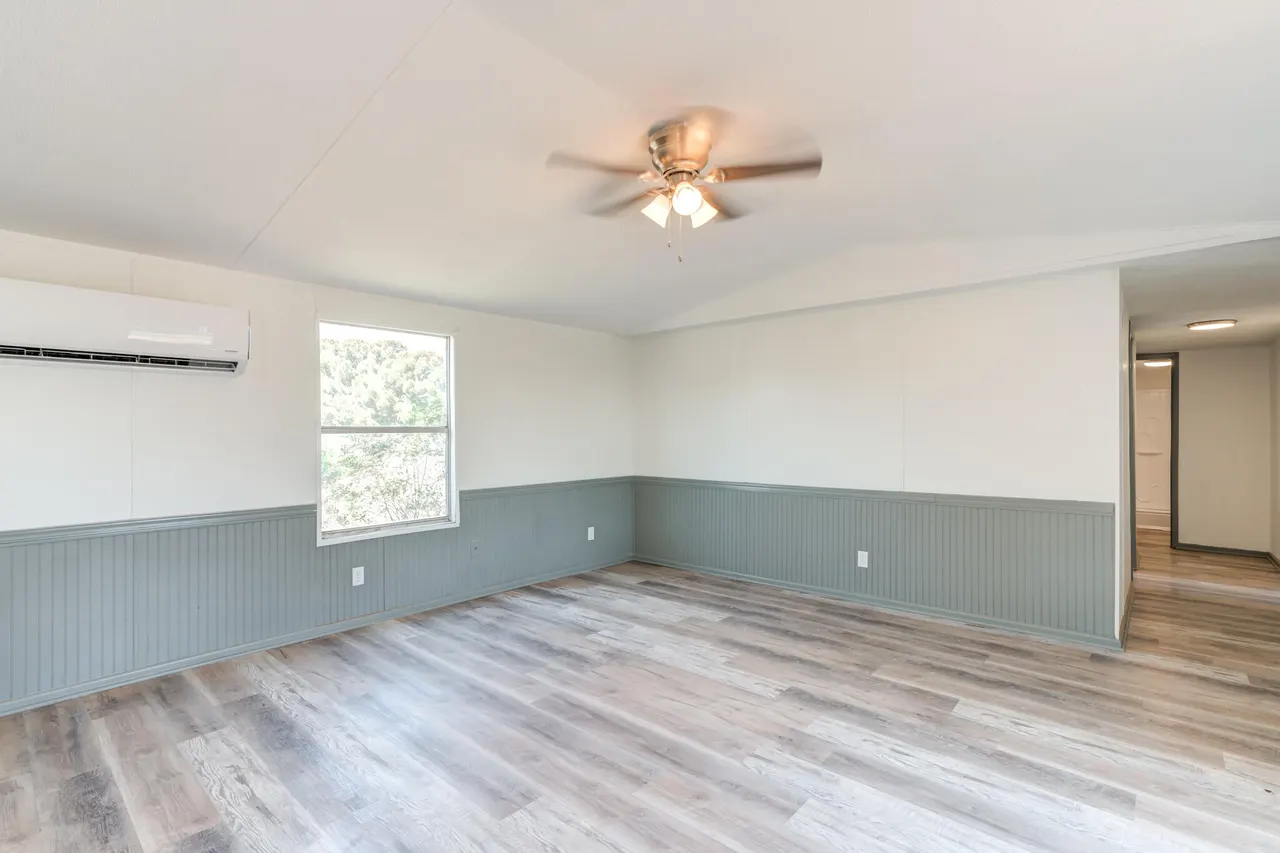 Photo 5 — 9417 N Dixon Avenue, Lubbock, TX 79415