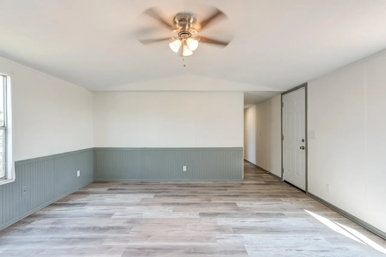 Photo 6 — 9417 N Dixon Avenue, Lubbock, TX 79415