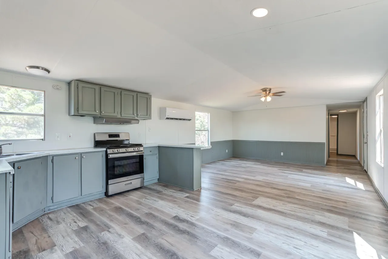 Photo 11 — 9417 N Dixon Avenue, Lubbock, TX 79415