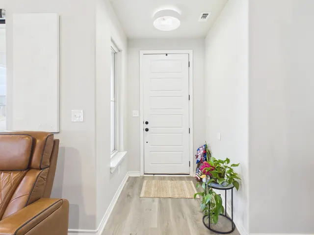 Photo 6 — 5835 Grinnell Street, Lubbock, TX 79416