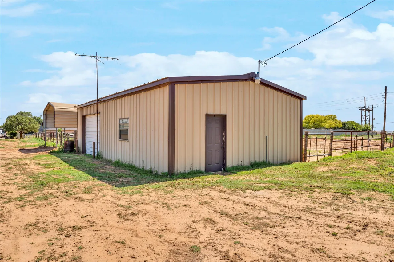 Photo 23 — 104 6th Street, Whitharral, TX 79380