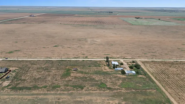 Photo 7 — 6212 Beaver Road, Smyer, TX 79367