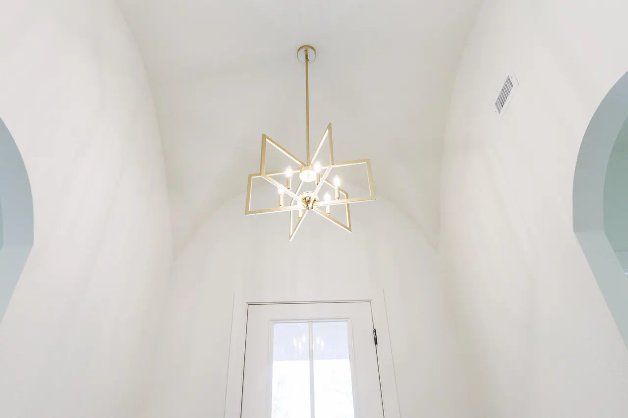 Photo 4 — 4345 N Boston Avenue, Lubbock, TX 79415