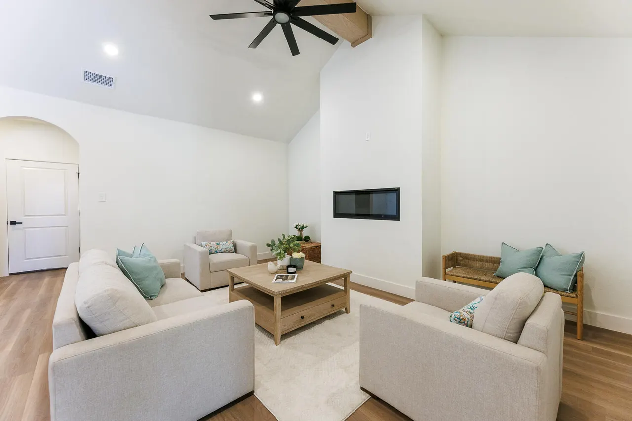 Photo 7 — 4345 N Boston Avenue, Lubbock, TX 79415