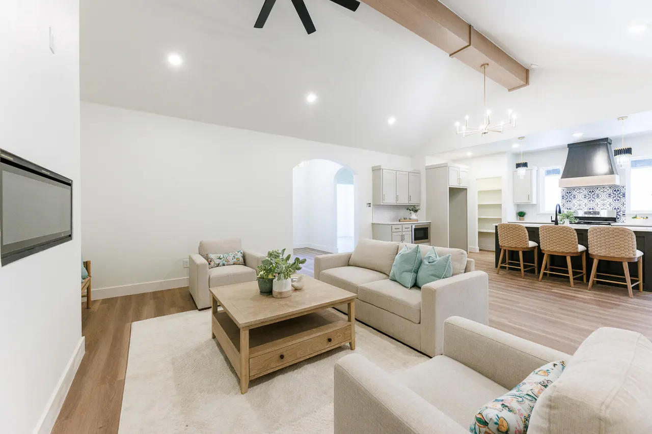 Photo 12 — 4345 N Boston Avenue, Lubbock, TX 79415