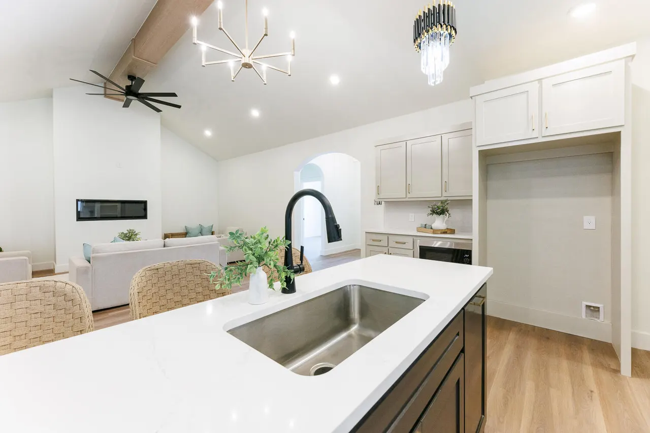 Photo 20 — 4345 N Boston Avenue, Lubbock, TX 79415