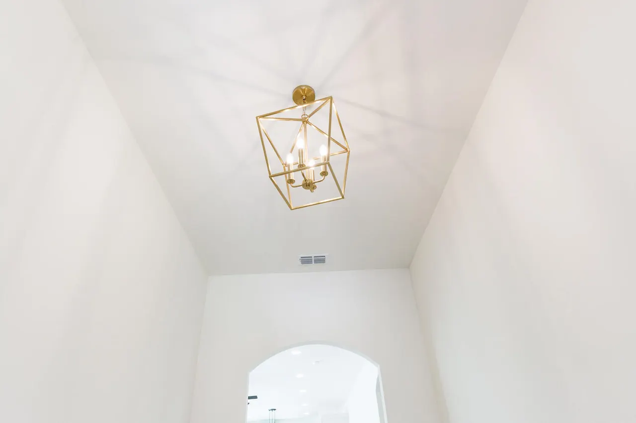 Photo 4 — 4343 N Boston Avenue, Lubbock, TX 79415