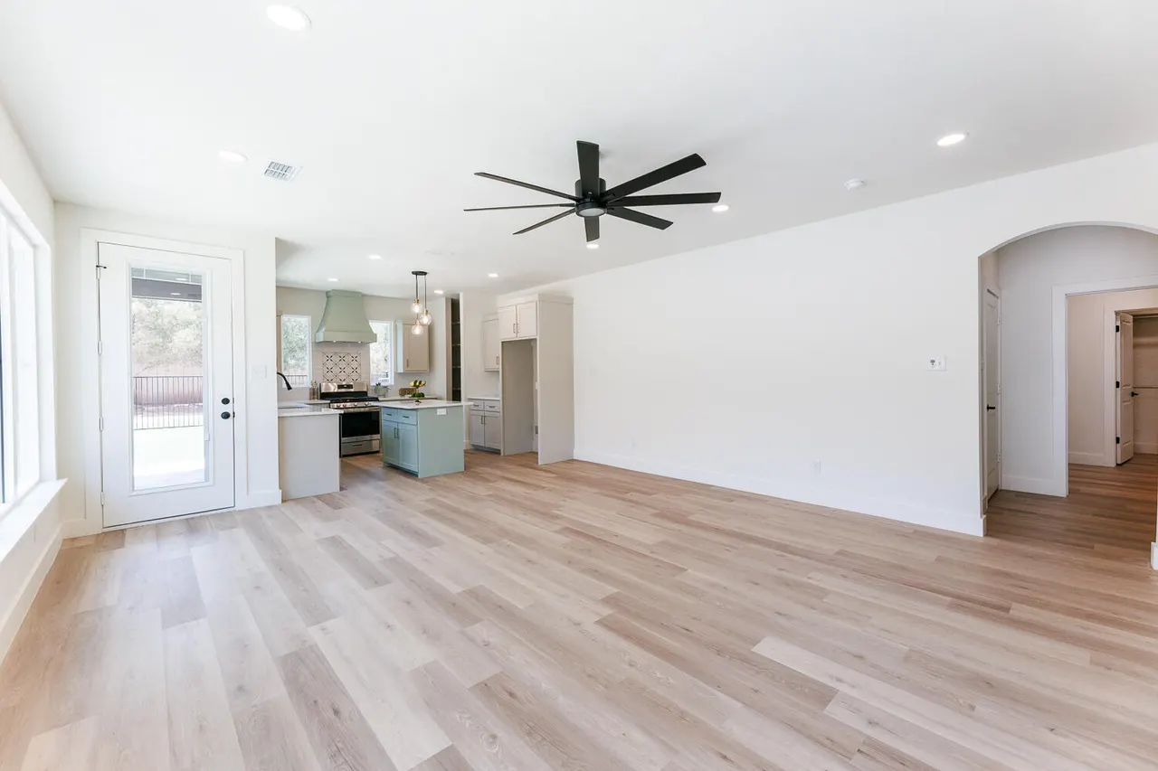 Photo 11 — 4343 N Boston Avenue, Lubbock, TX 79415