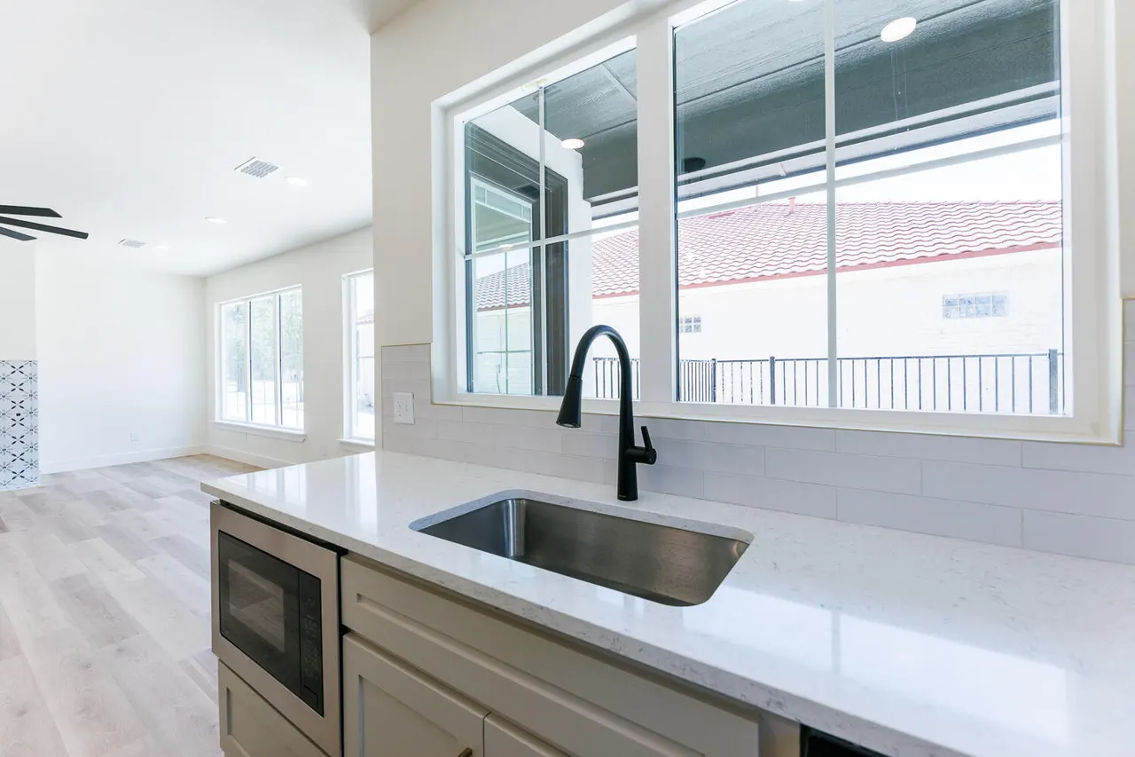 Photo 15 — 4343 N Boston Avenue, Lubbock, TX 79415