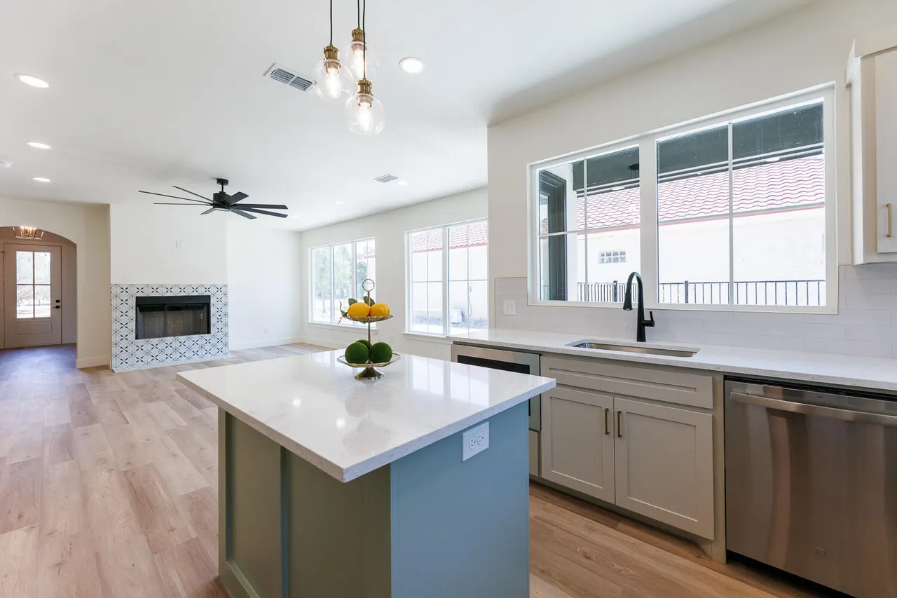 Photo 19 — 4343 N Boston Avenue, Lubbock, TX 79415