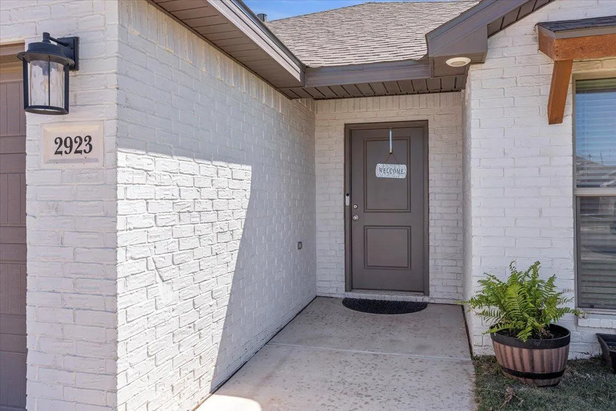 Photo 2 — 2923 Wausau Avenue, Lubbock, TX 79407